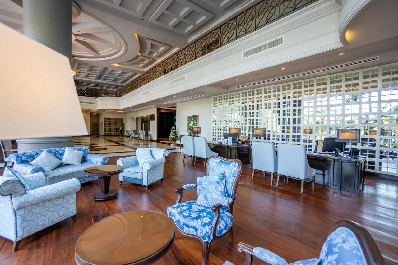 The Grand Riverside Hotel Phitsanulok Exterior photo