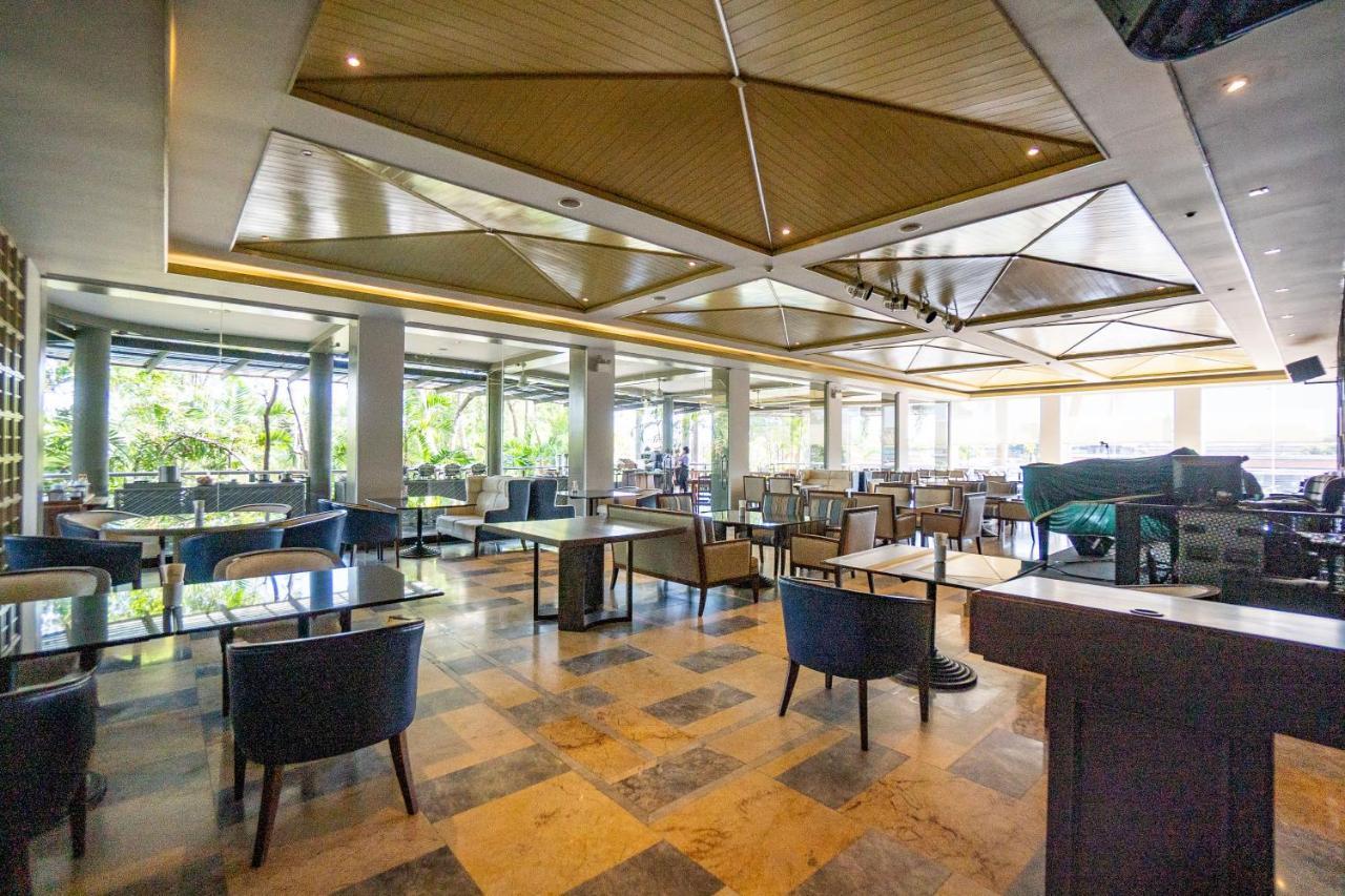 The Grand Riverside Hotel Phitsanulok Exterior photo