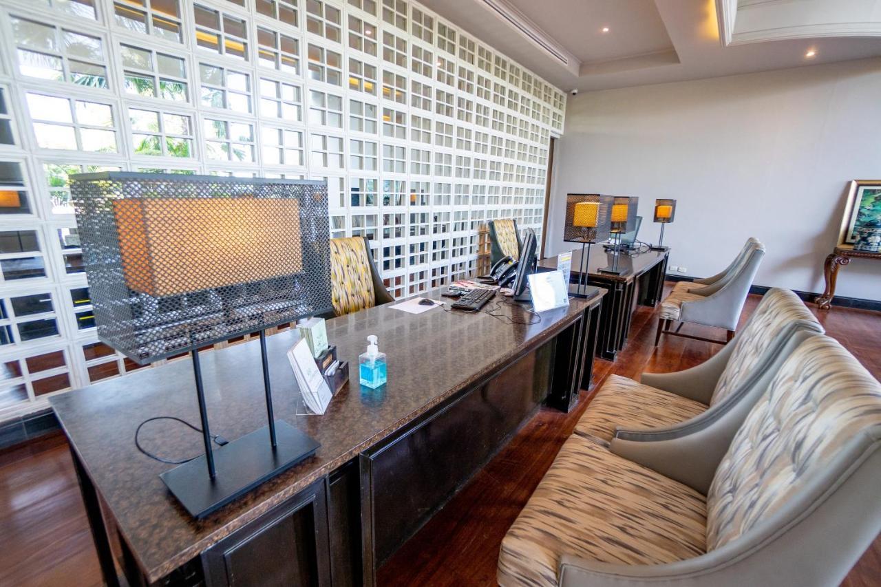 The Grand Riverside Hotel Phitsanulok Exterior photo