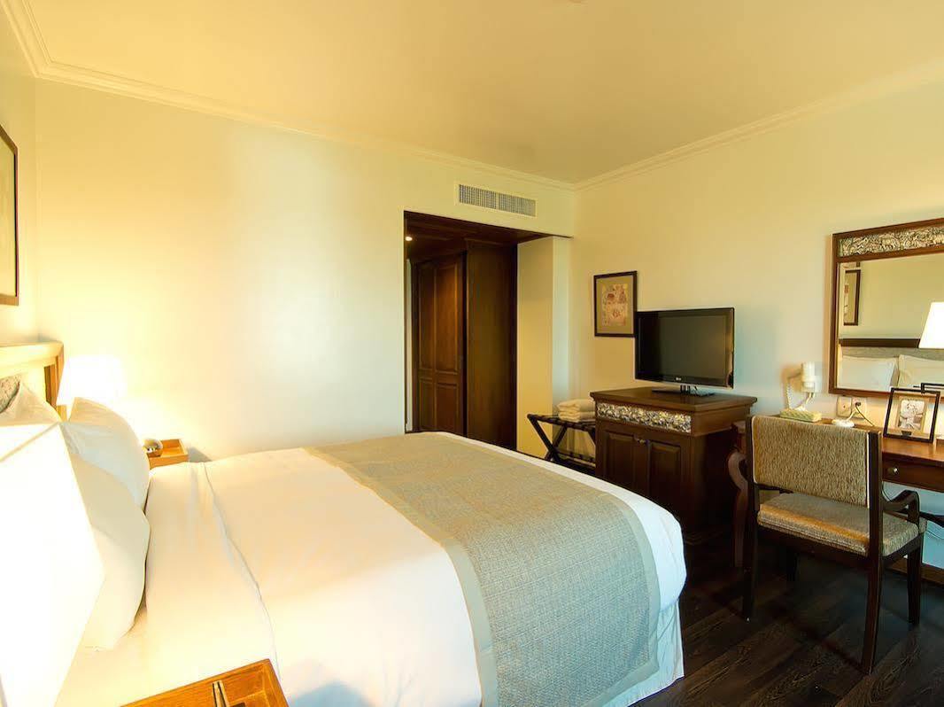 The Grand Riverside Hotel Phitsanulok Exterior photo